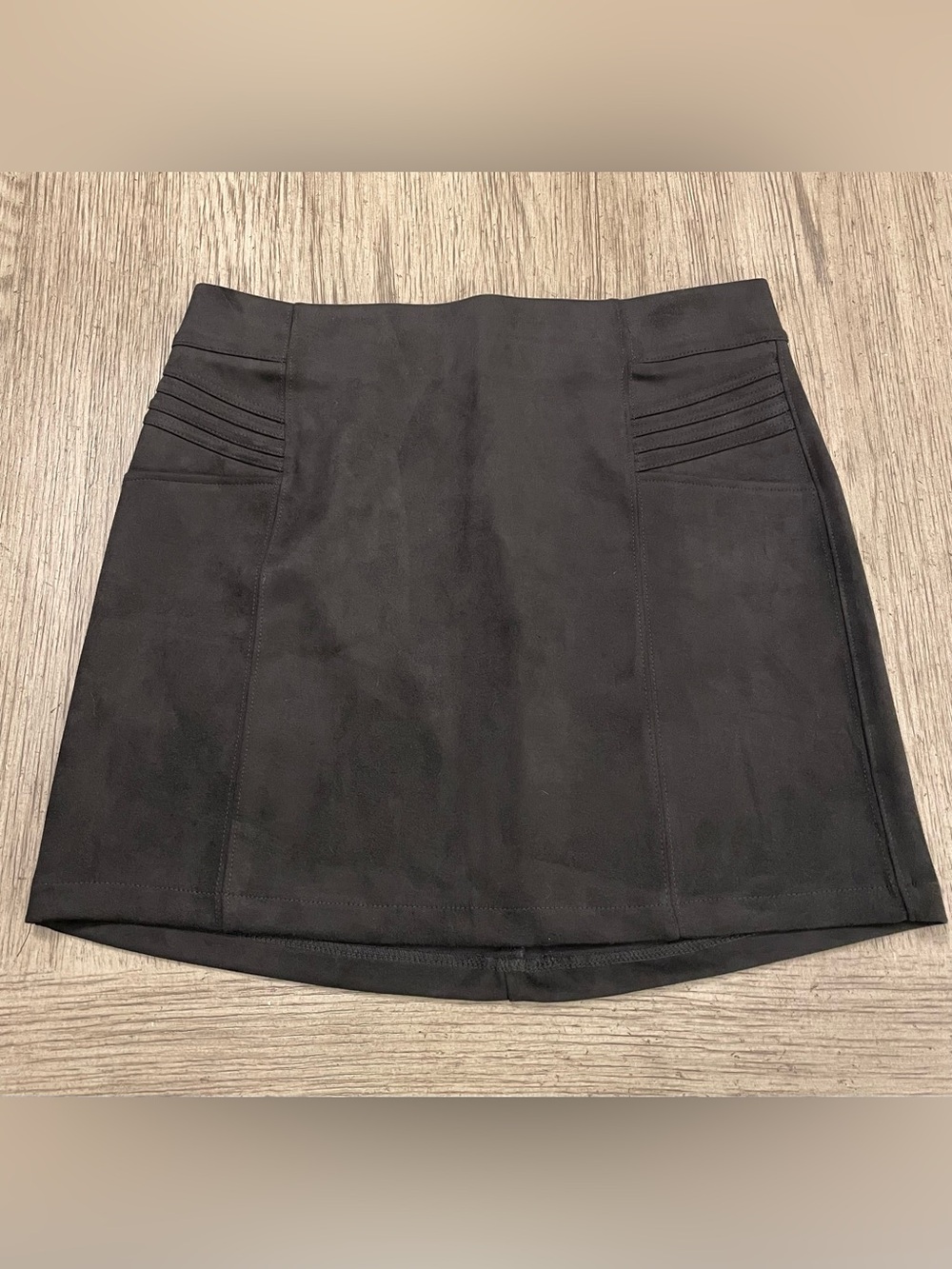 Rewash faux suede women’s miniskirt, medium, black. Never worn.